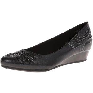 Bare Traps Women's Landy Black Wedge Shoes Size‎ 8